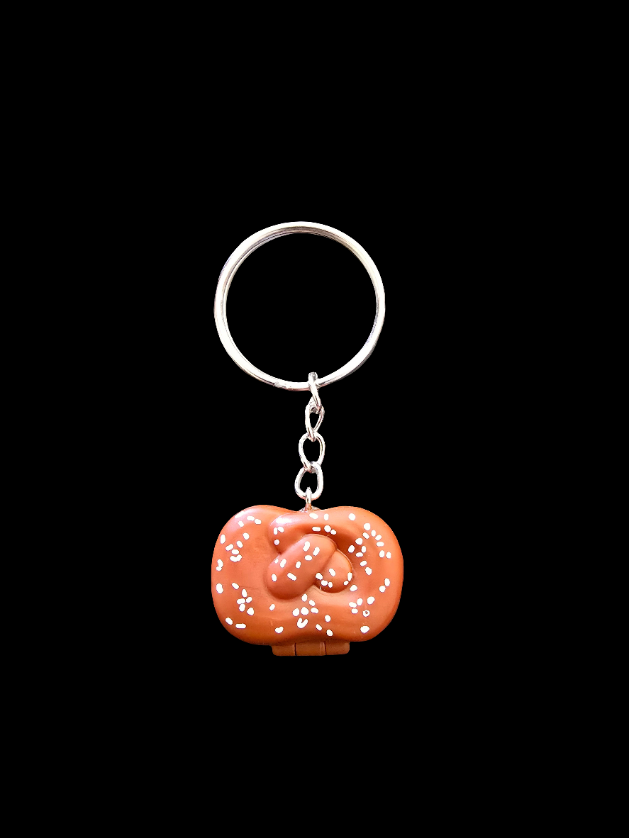 Pretzel keychain