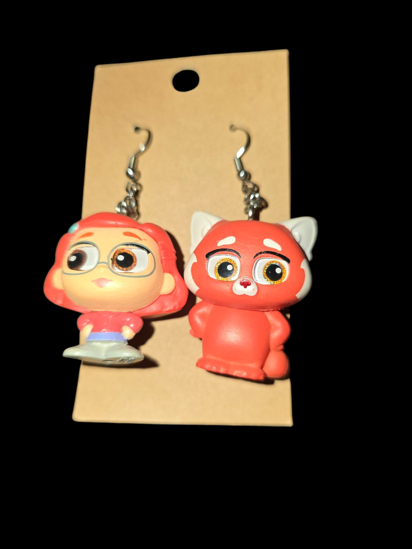 Turning Red Disney doorables earrings