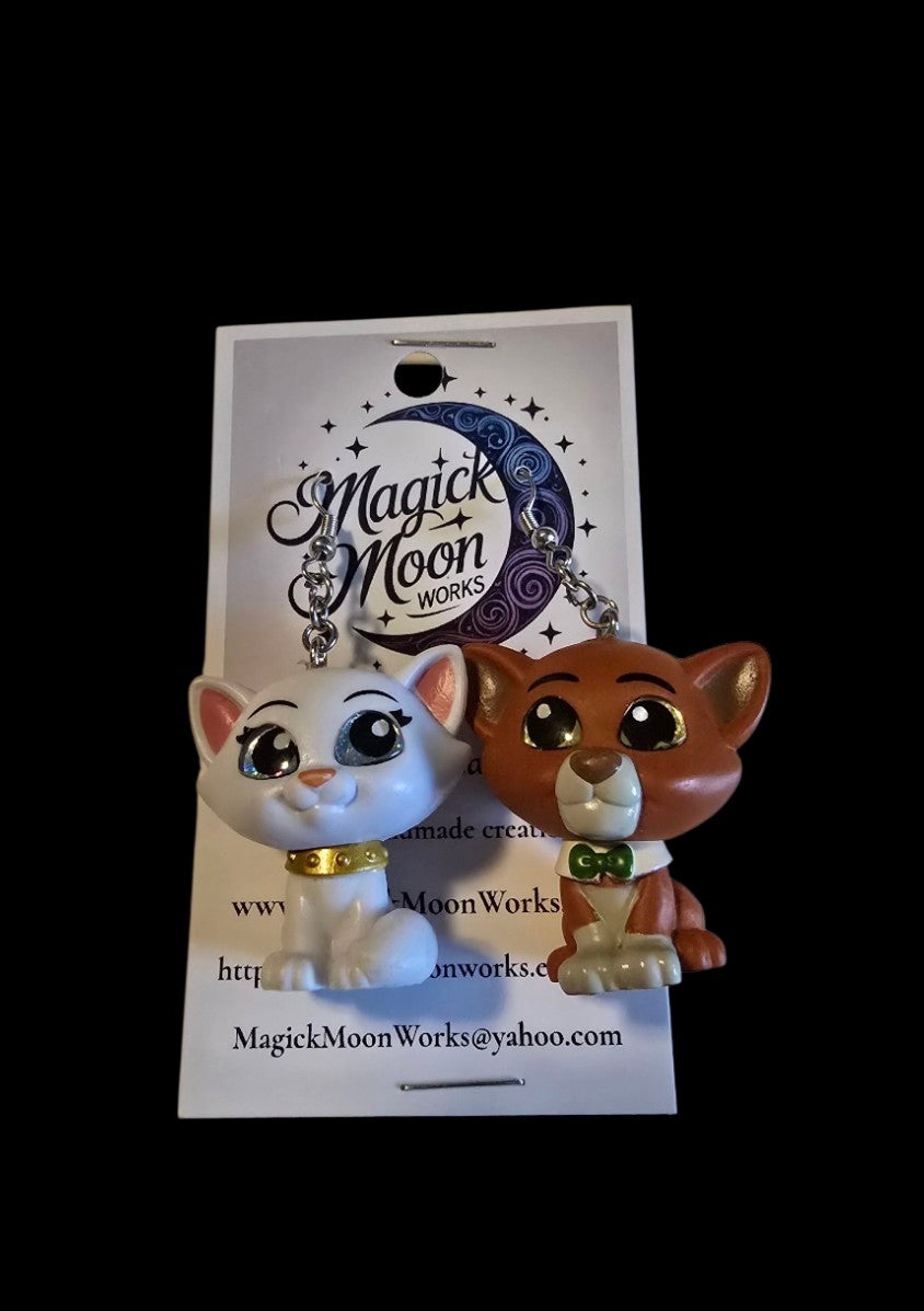 The Aristocats Doorables earrings