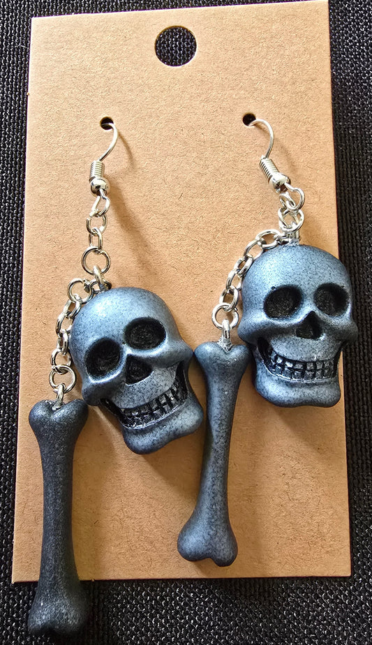 Skull earrings