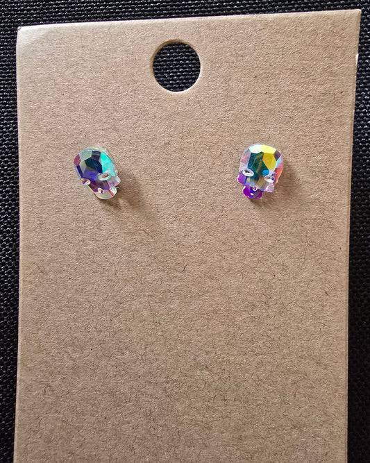 Iridescent stud earrings